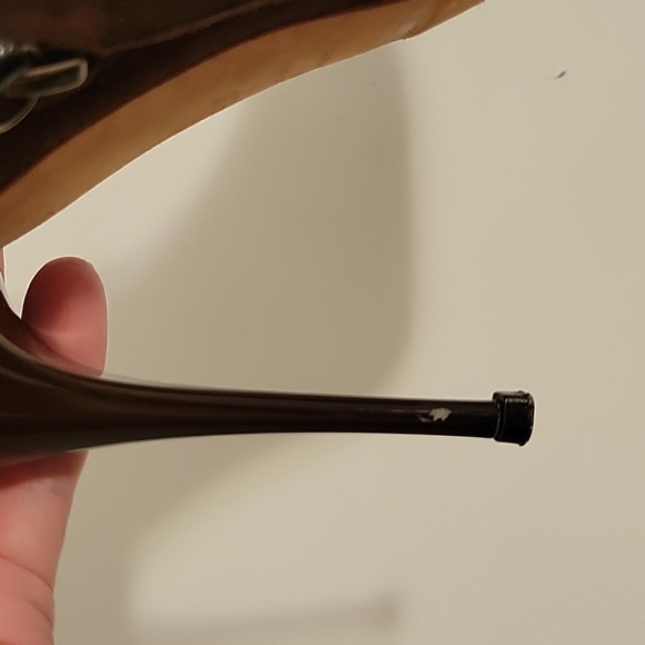 SALE!!!!Alexander McQueen Vintage booties size 39.5 Euro , fits 9 - Picture 9 of 9